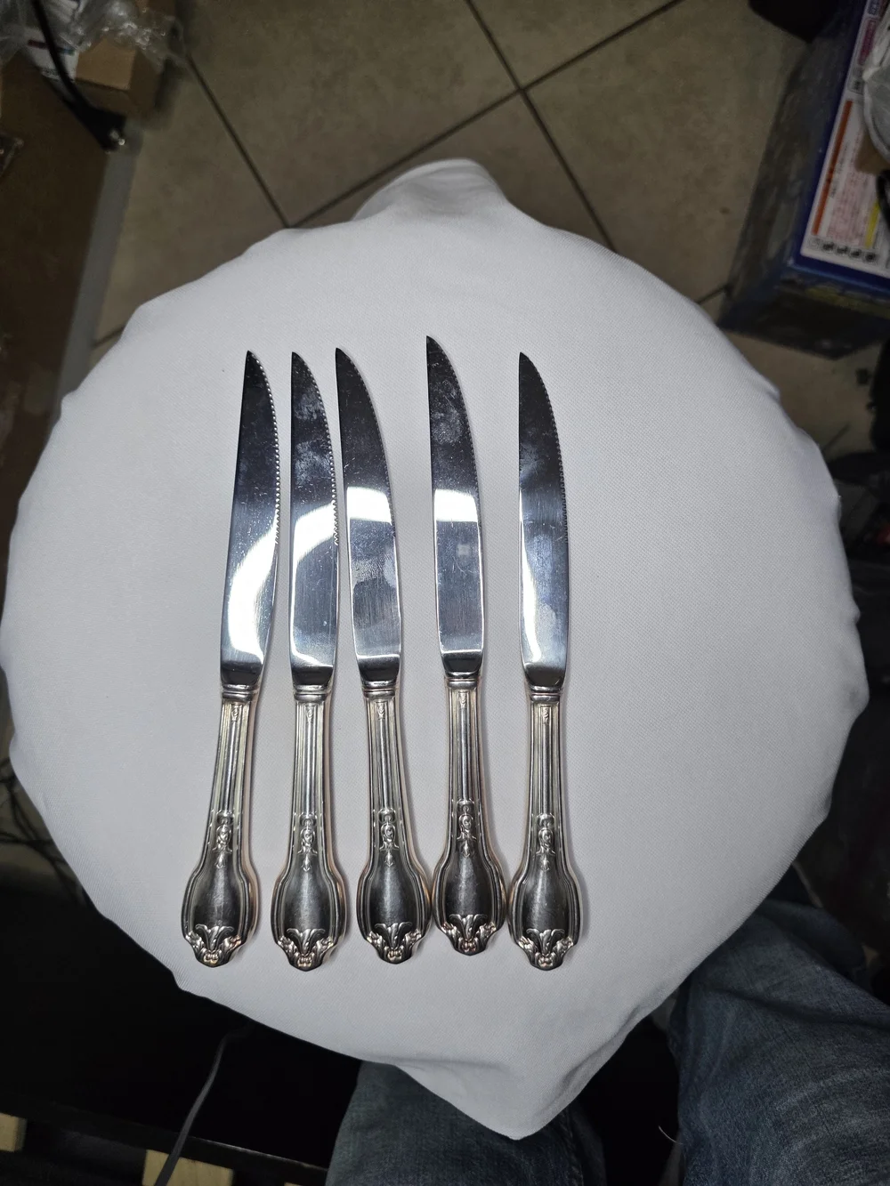 Vintage International Silver Falmouth Dinner Knife Silverplate Fontainebleau Sty